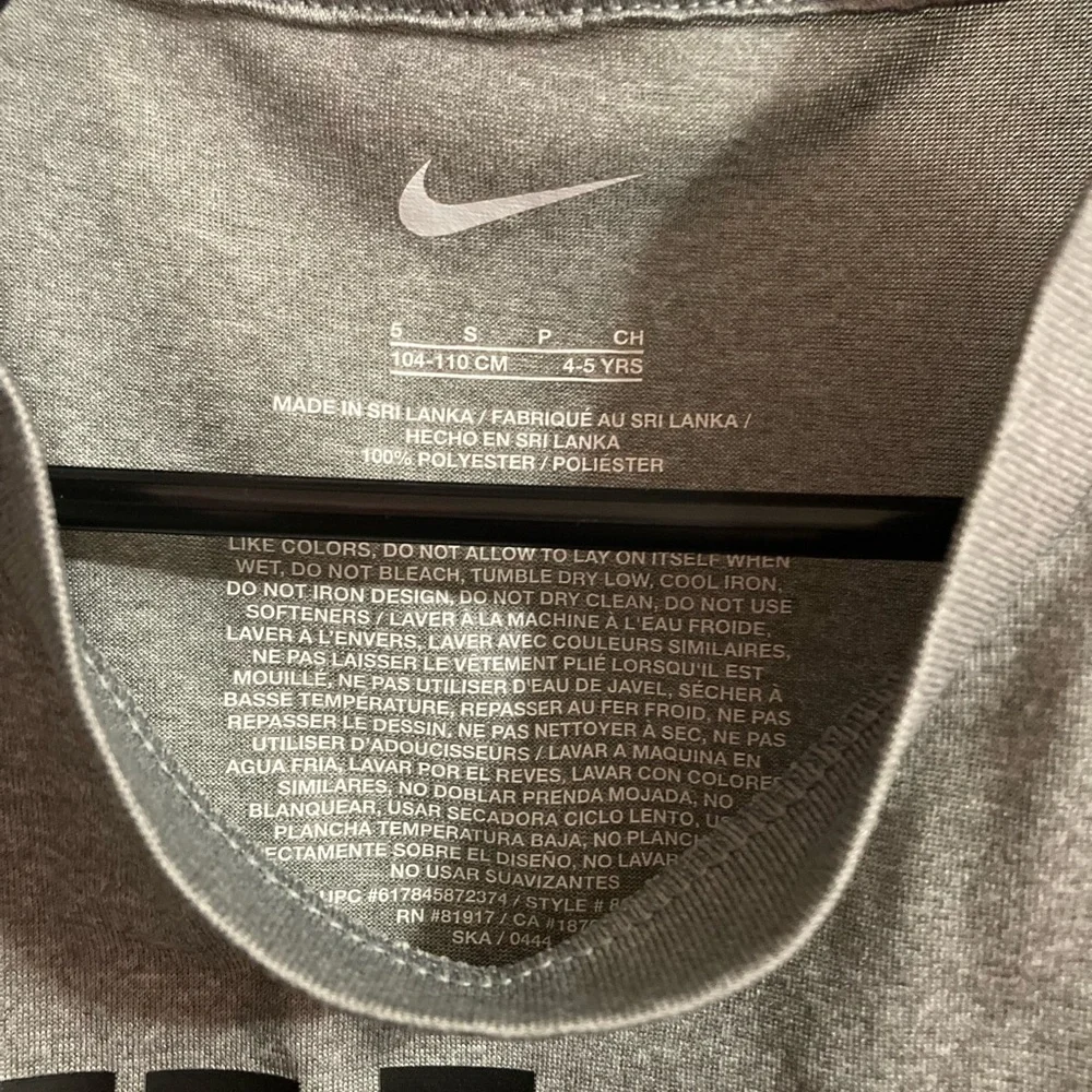 Nike Kids Charcoal Gray 'Just Do It' Tee